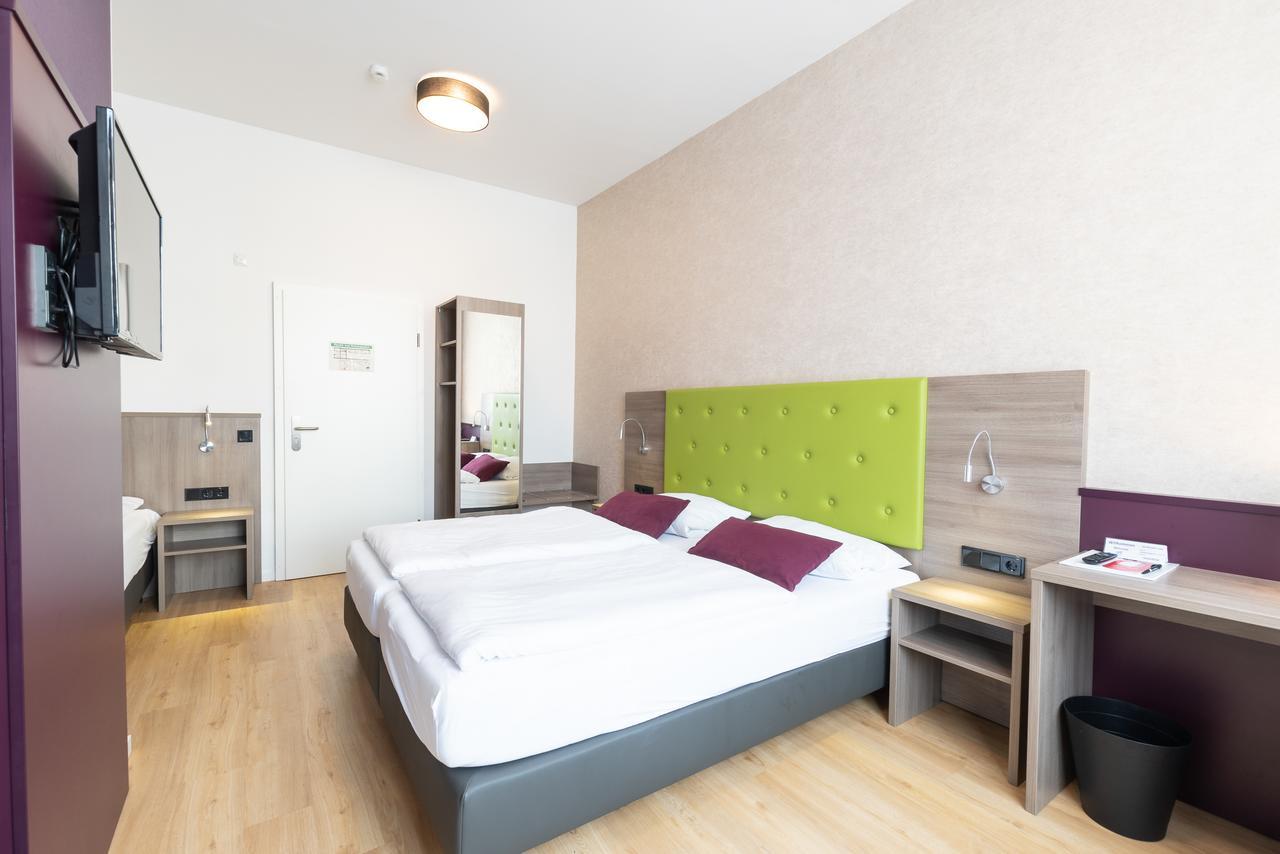 Hotel Porta Nigra เทรียร์ ภายนอก รูปภาพ